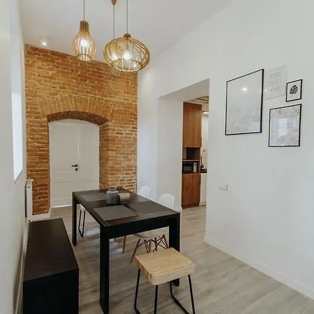 Apartment On Lesi Ukrainky Lviv Exterior photo