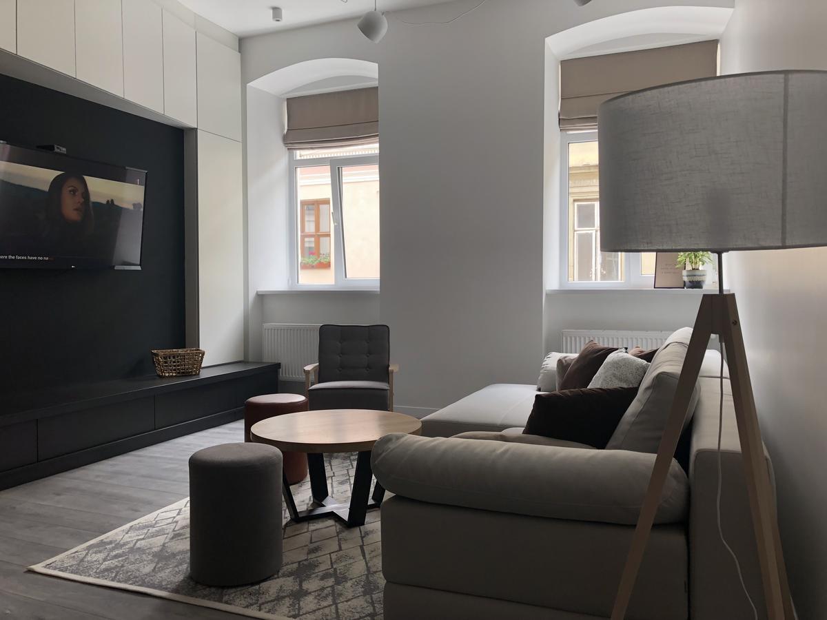 Apartment On Lesi Ukrainky *